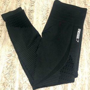 NWOT: Black NEVER WORN Gymshark pants